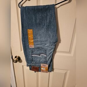 Wrangler Relaxed Fit Denim Jeans